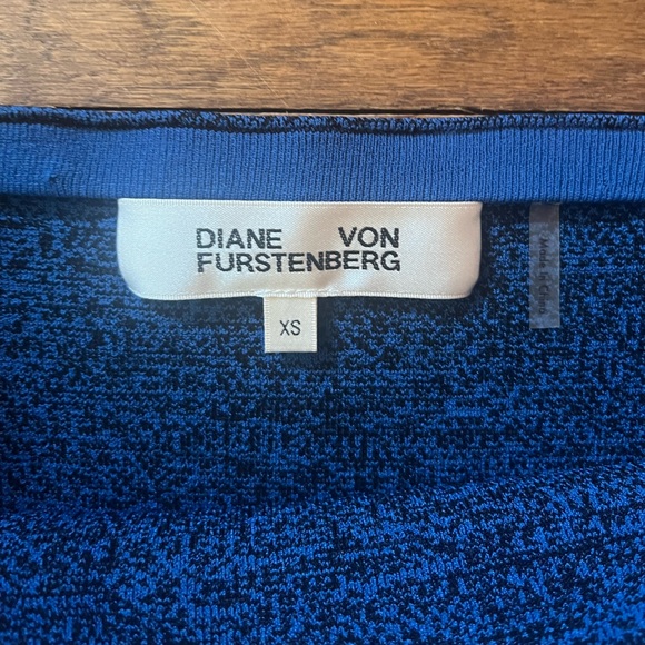 DIANE
VON
FURSTENBERG Body con pencil skirt - Picture 3 of 3